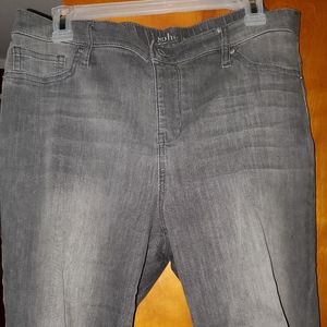 ✴ Soho Gray Jeggings